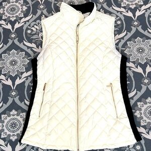 Calvin Clein quilted vest size small cream